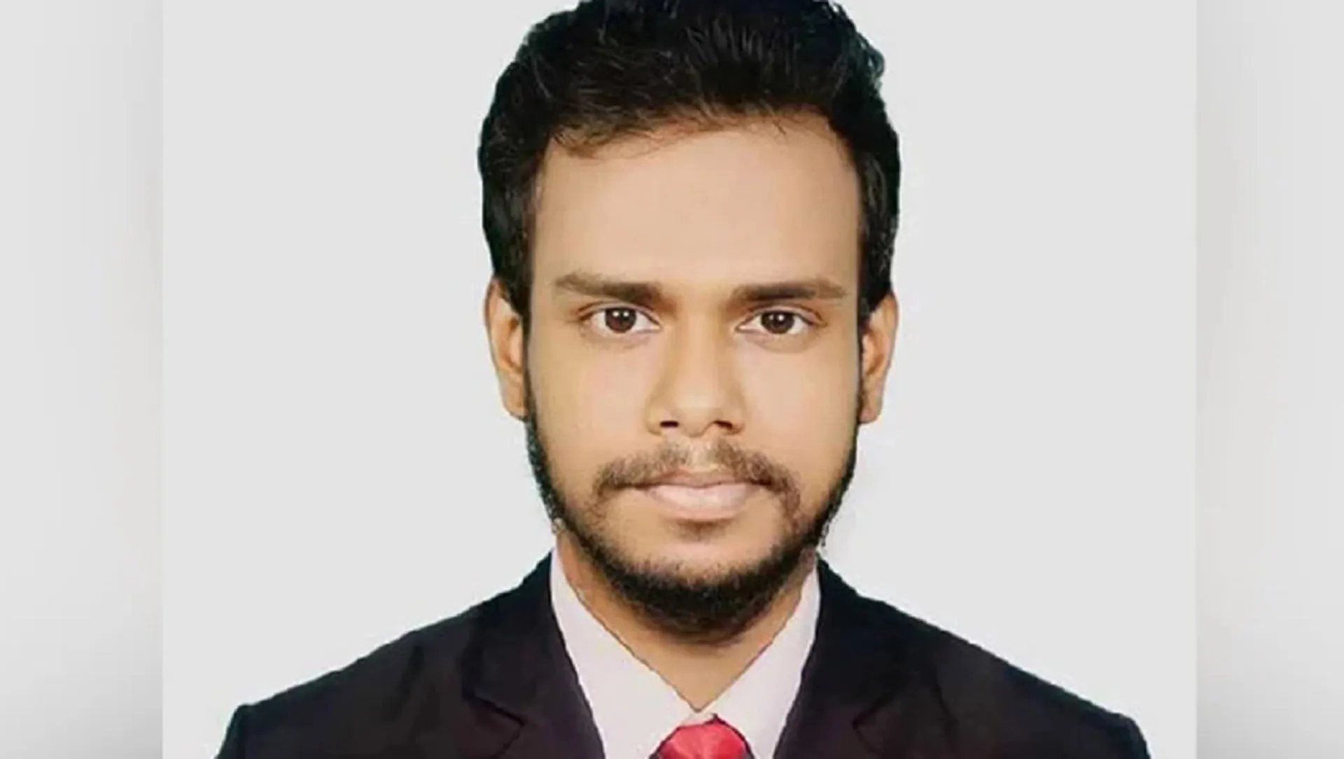 নিজেদের ‘বড় মাফিয়া’ বলা এনসিপি নেতাকে শোকজ